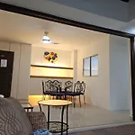 Student Rooms Holland Village