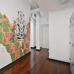 Reddoorz Hostel Near Club Street