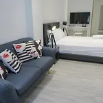 Comfy Studio 5 By Ong Realty