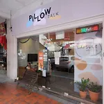 Pillow Talk Hostel