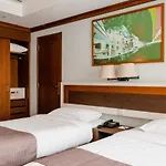 Rm Hotel