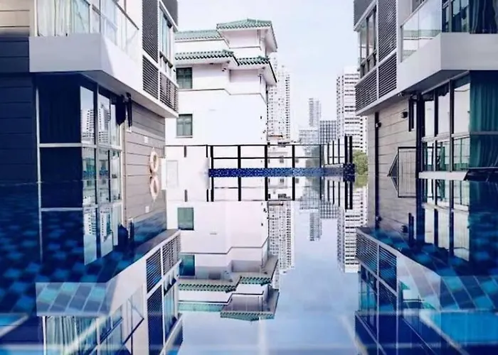 Centrally-Located Cozy Apt Near 3 Mrt Lines