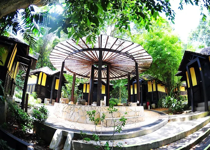 Costa Sands Sentosa Kampung Hut