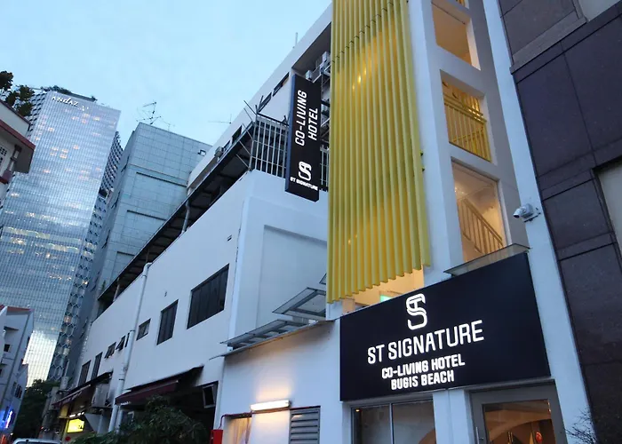 St Signature Bugis Beach, Dayuse, 5 Hours, 9Am-2Pm