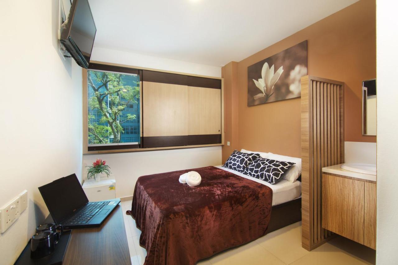 Tai 2* Singapore