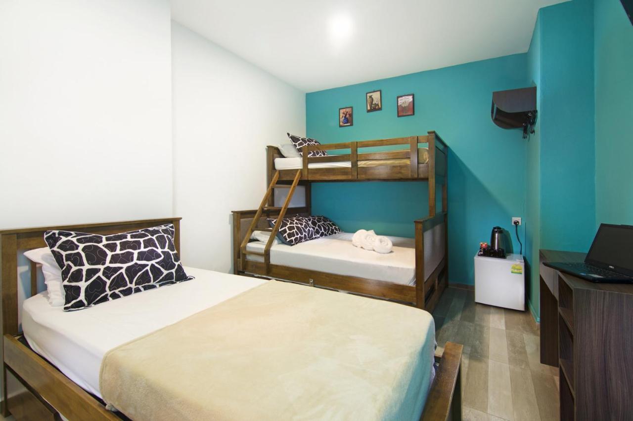 Tai Hotel 2*