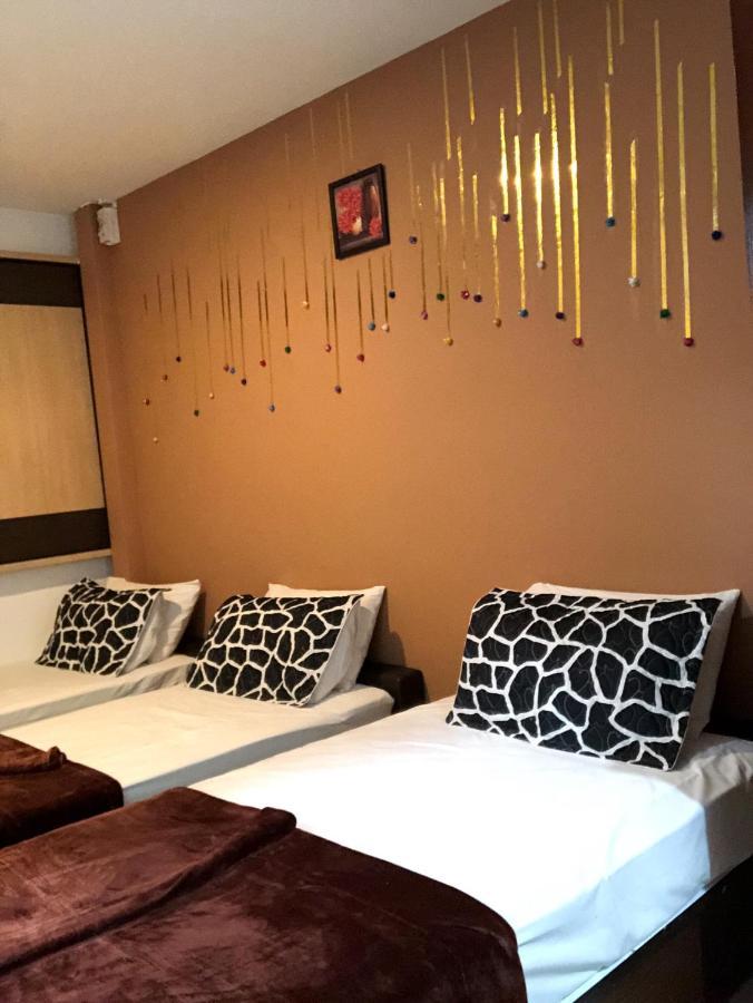 Tai Singapore