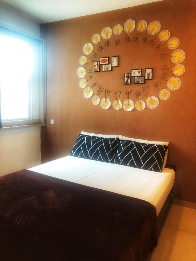 Tai Hotel 2*