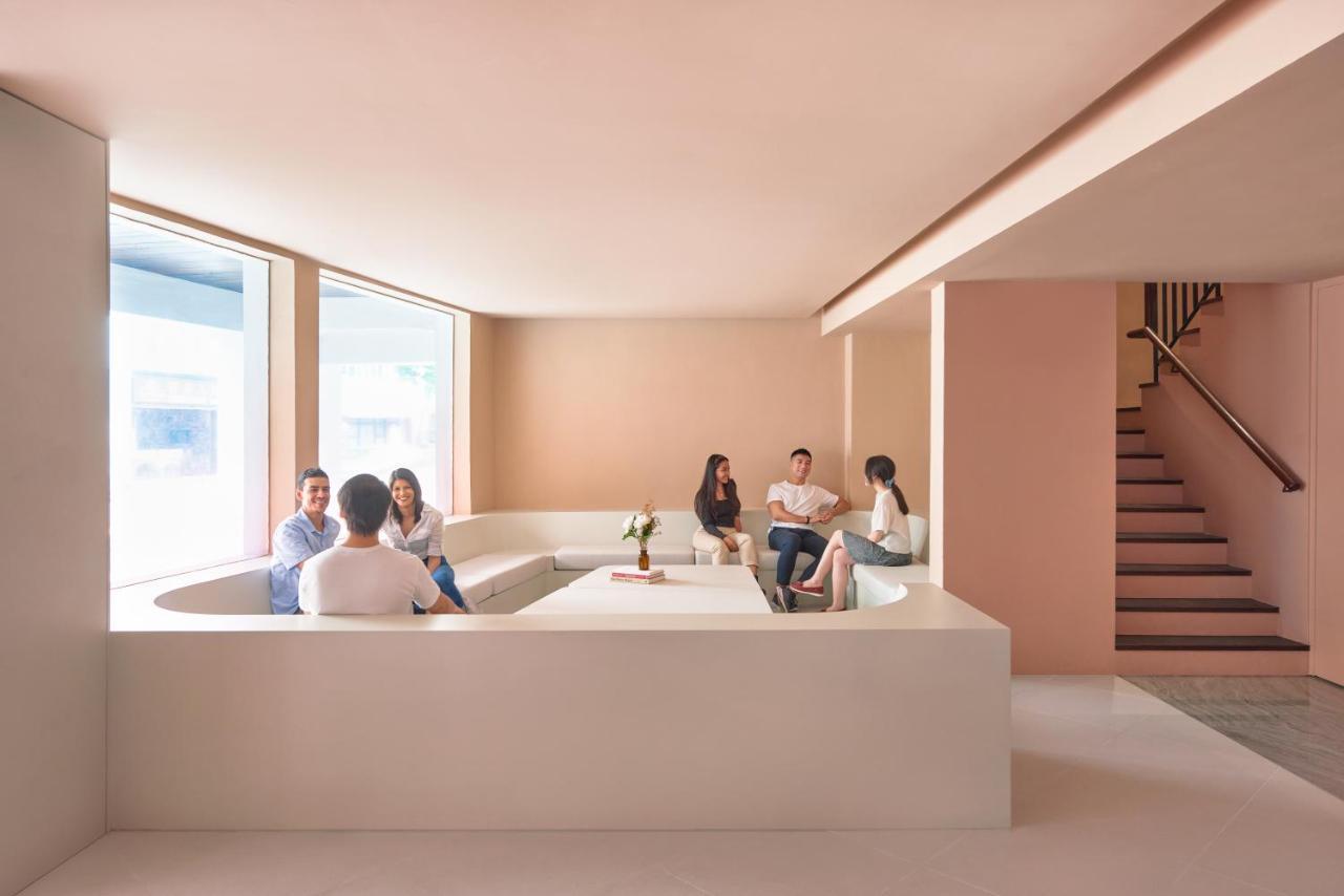 Capsule hotel Kinn Capsule 2*