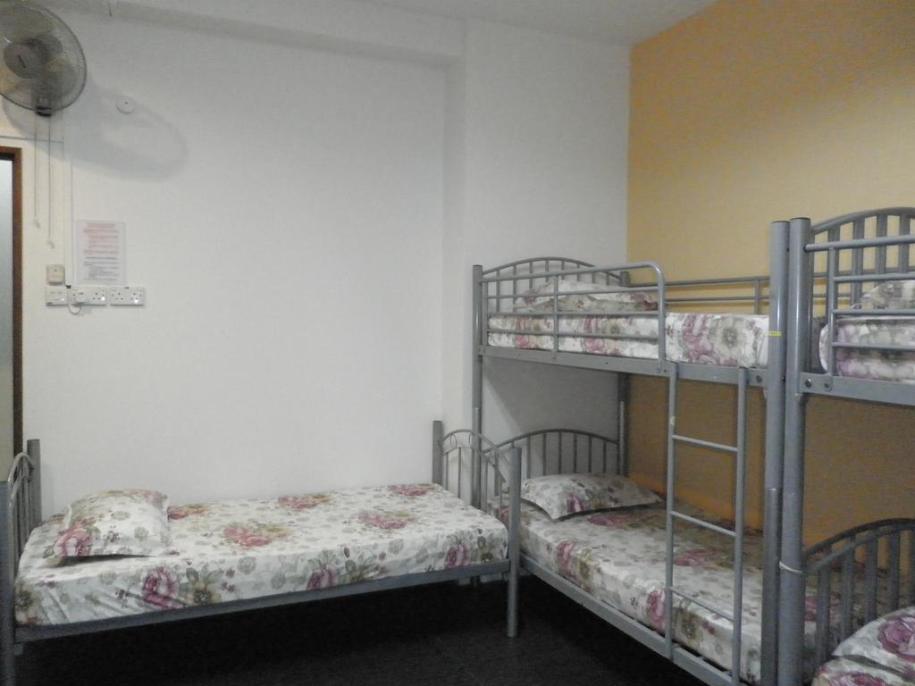 Manhanttan Hotel *