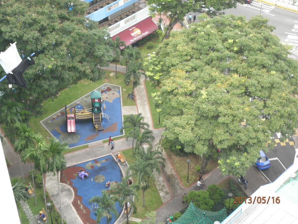 Manhanttan Hotel *