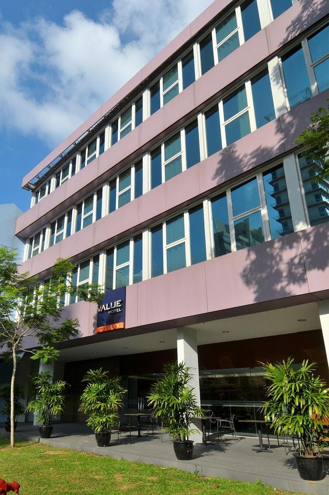 Value Balestier 2*