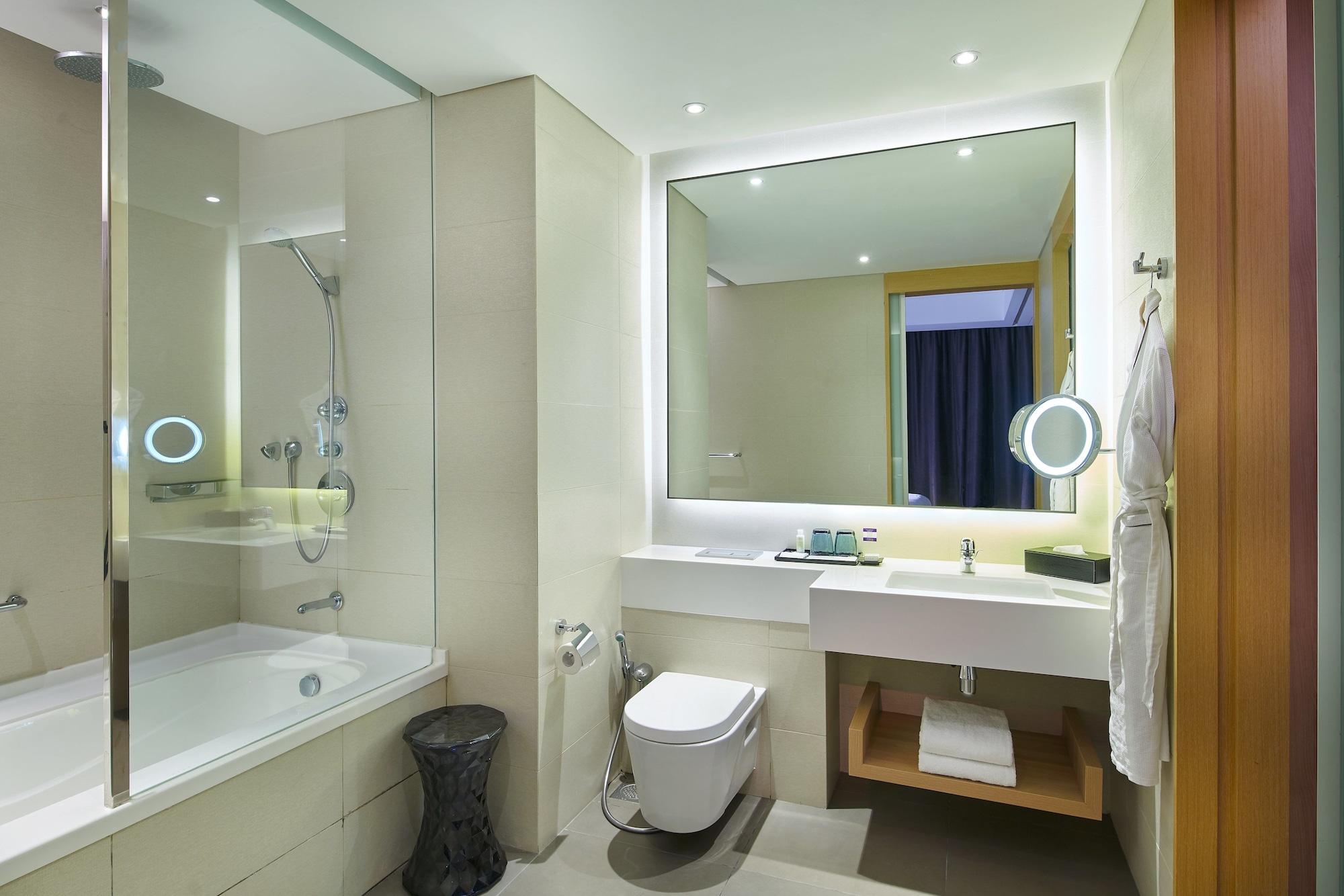 Dorsett Changi 4*