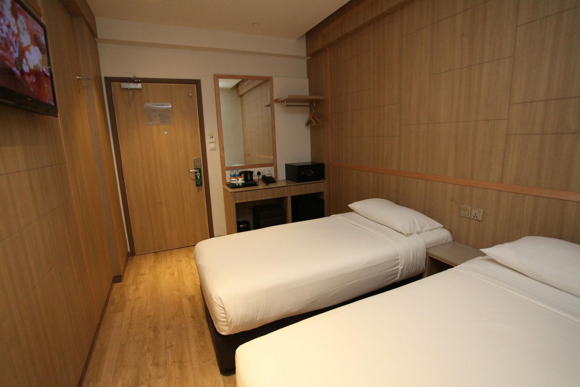 81 Premier Star Hotel