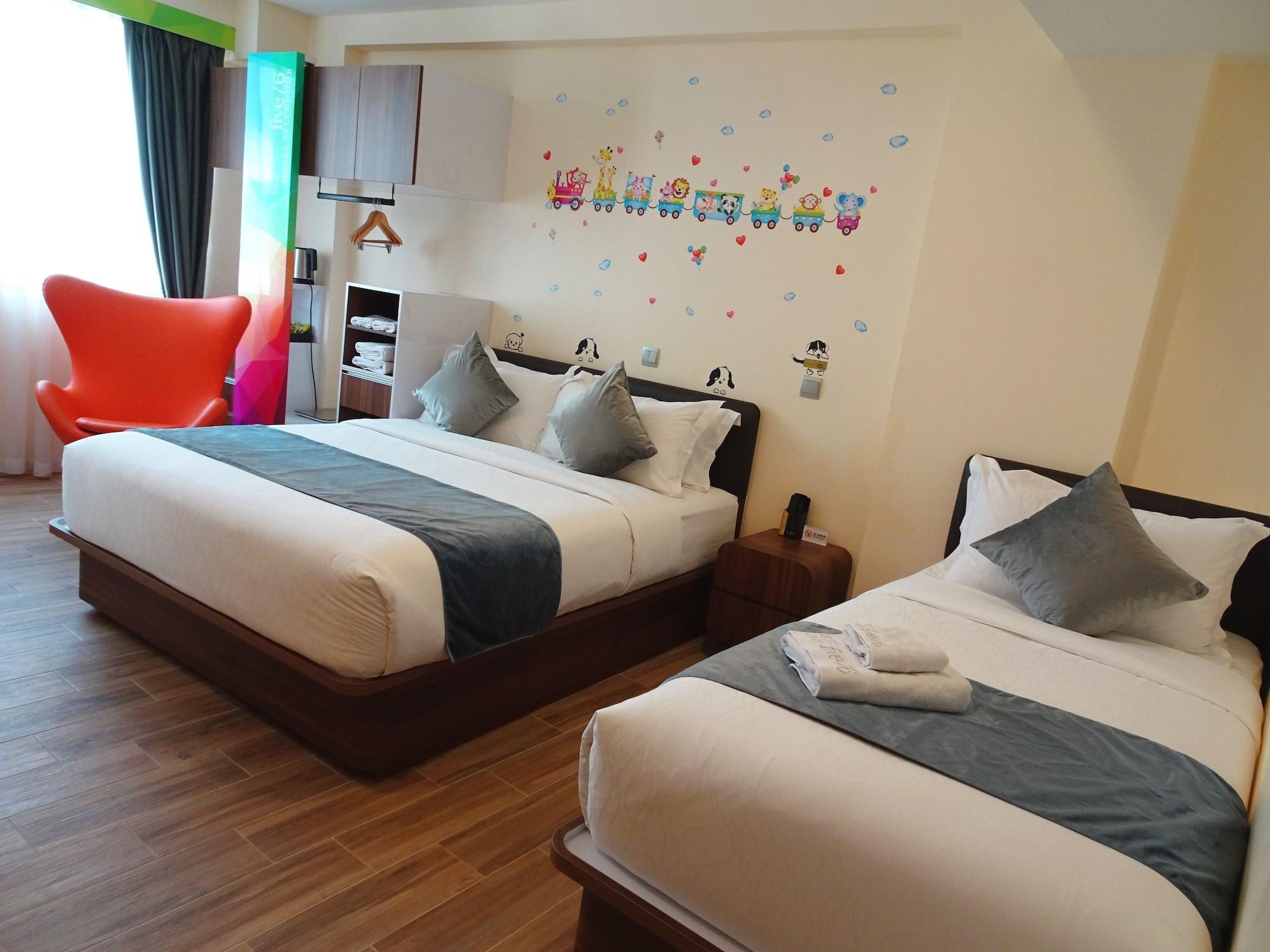 Hotel Five6 Splendour 4*