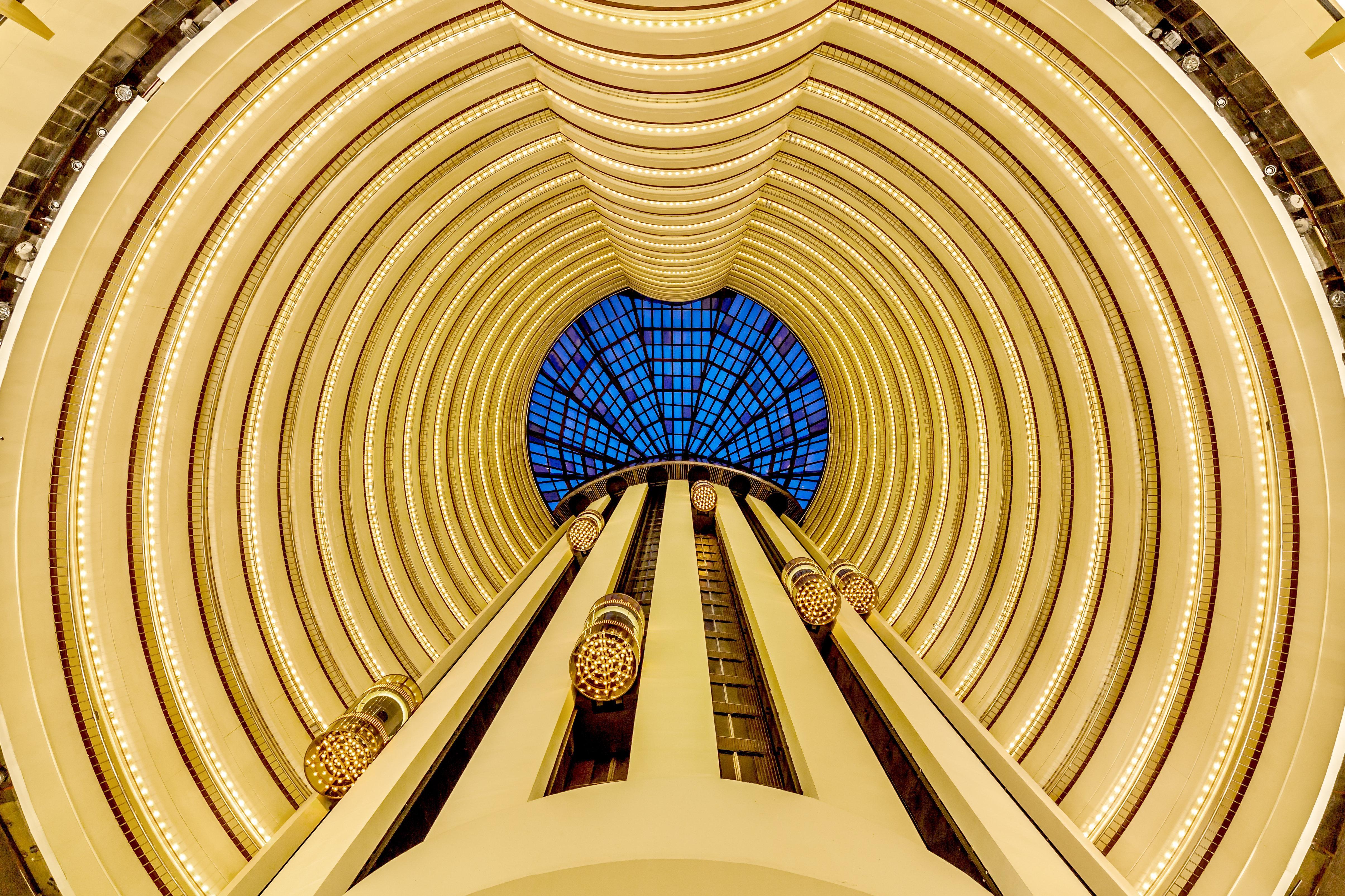 Holiday Atrium By Ihg Hotel 4*
