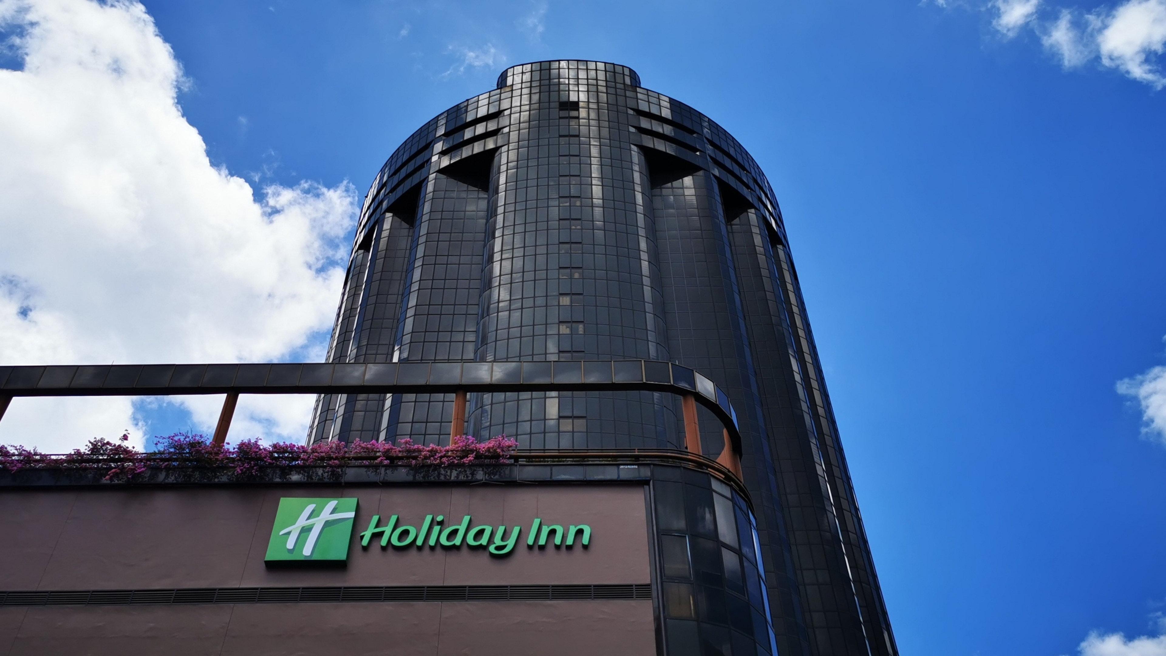 Holiday Atrium By Ihg