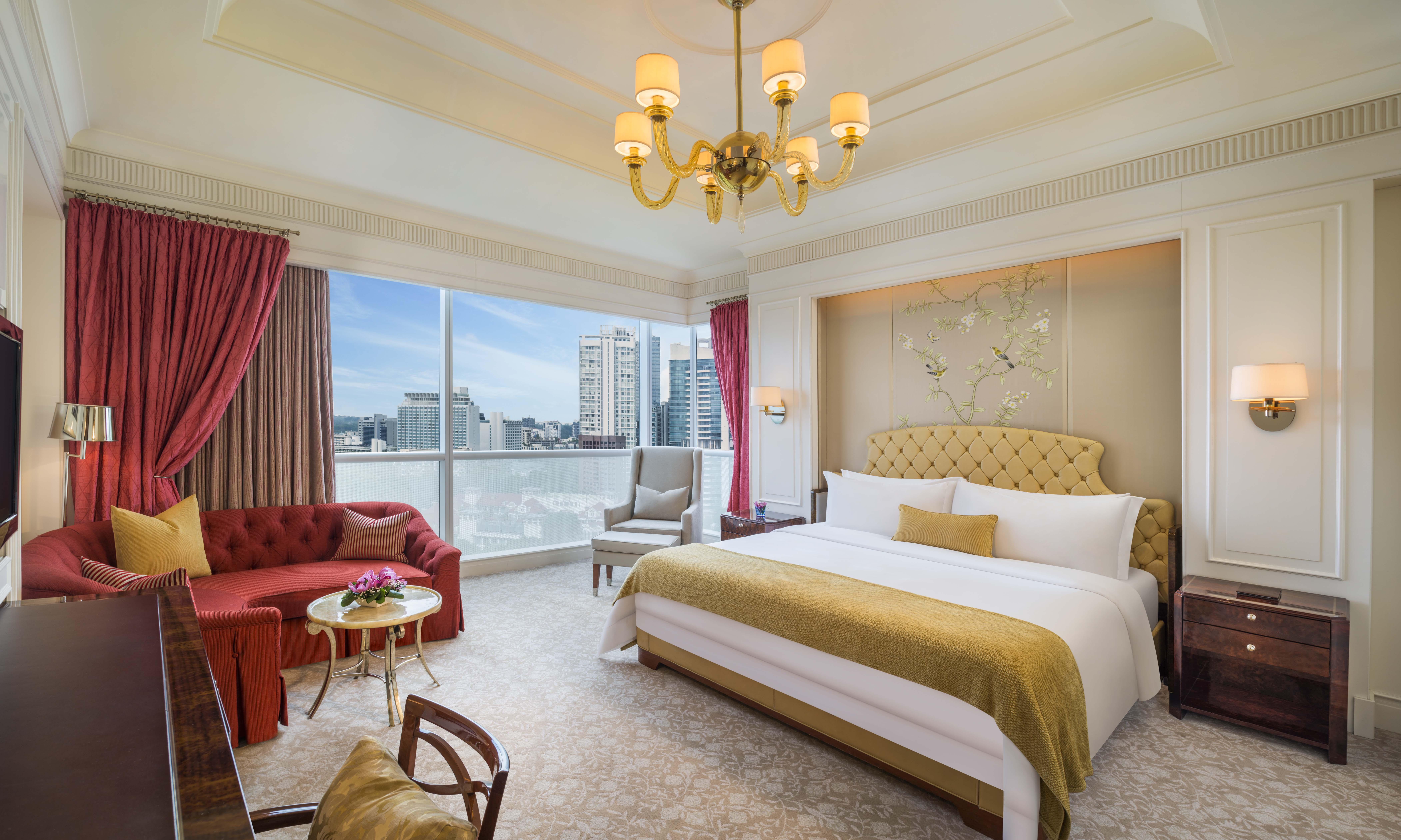 The St. Regis 5*