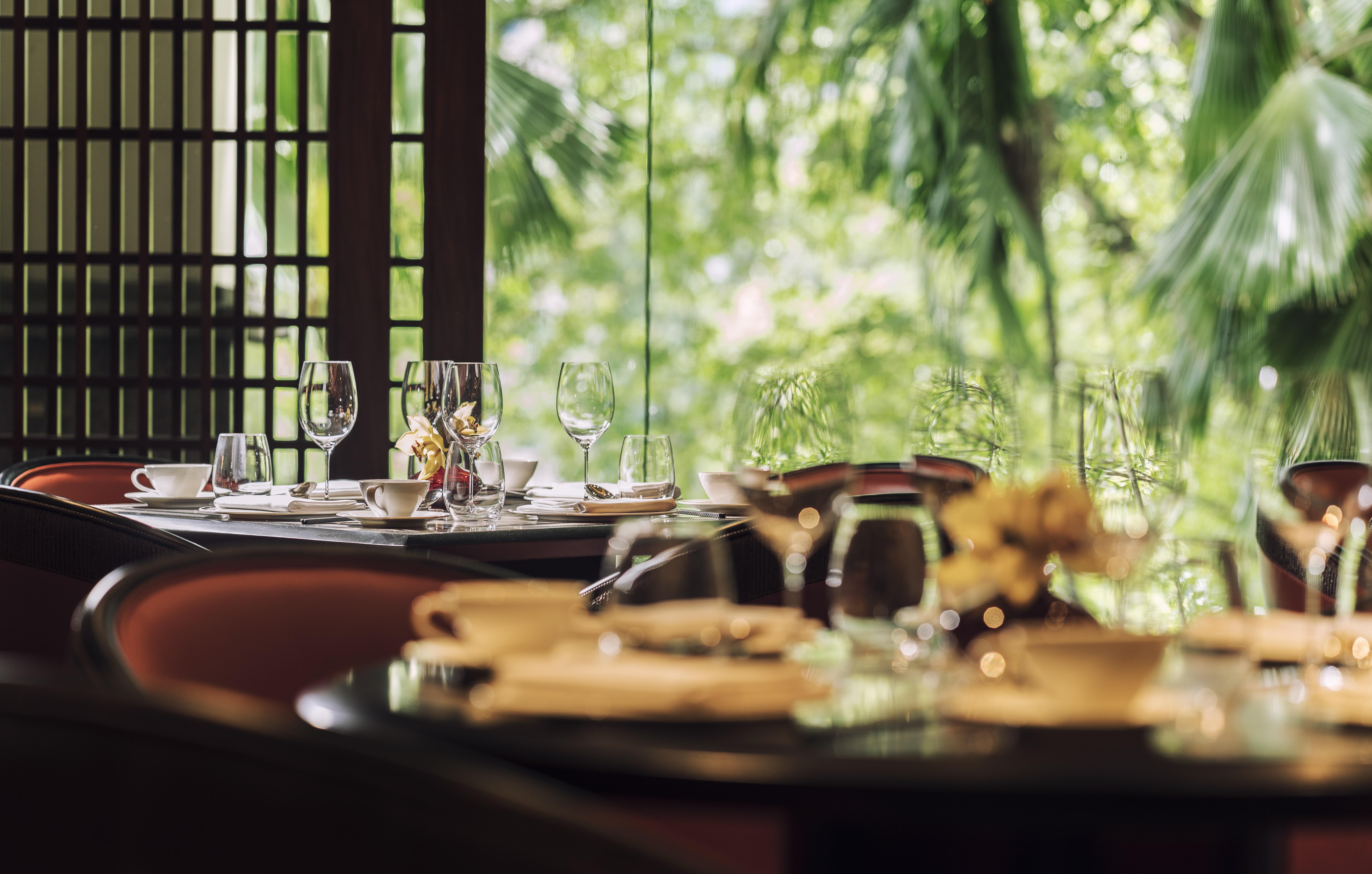 Four Seasons Hotel 5*