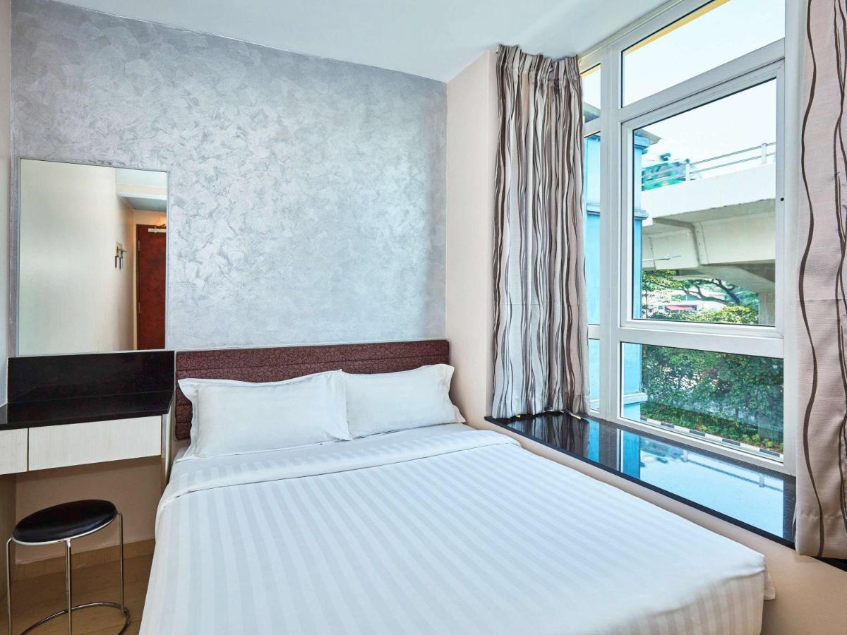 Ibis Budget Mount Faber 2* Singapore