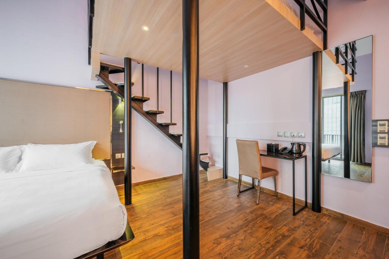 Hotel Mercure Tyrwhitt 4*