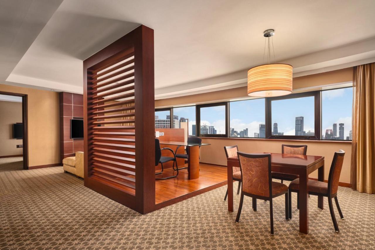 Hotel Holiday Atrium By Ihg