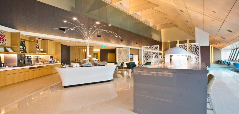 Ambassador Transit Lounge Terminal 2 3* Singapore