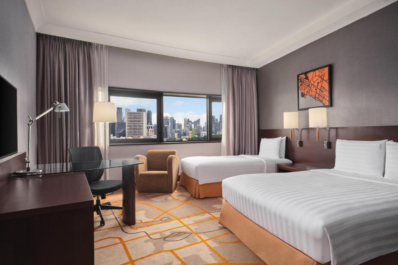 Holiday Atrium By Ihg Hotel