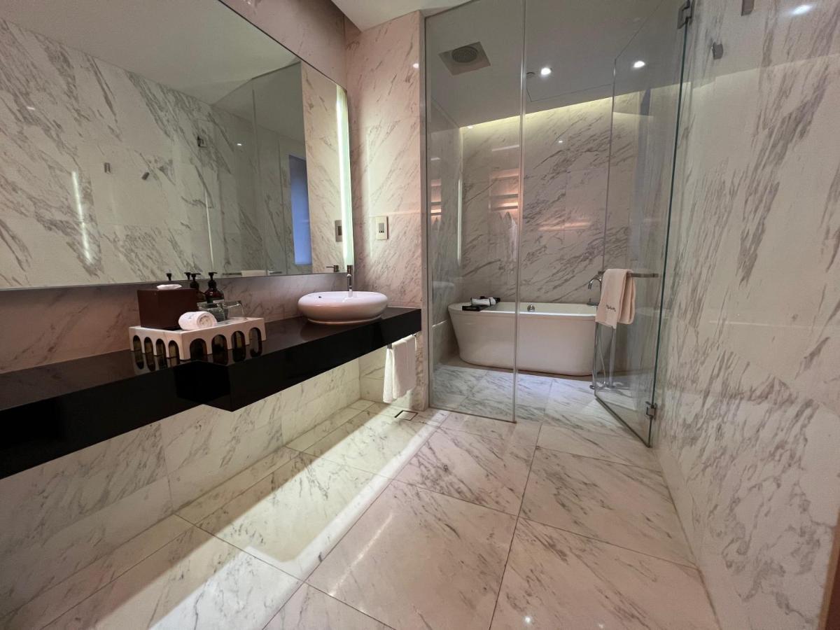 Naumi Hotel 5*