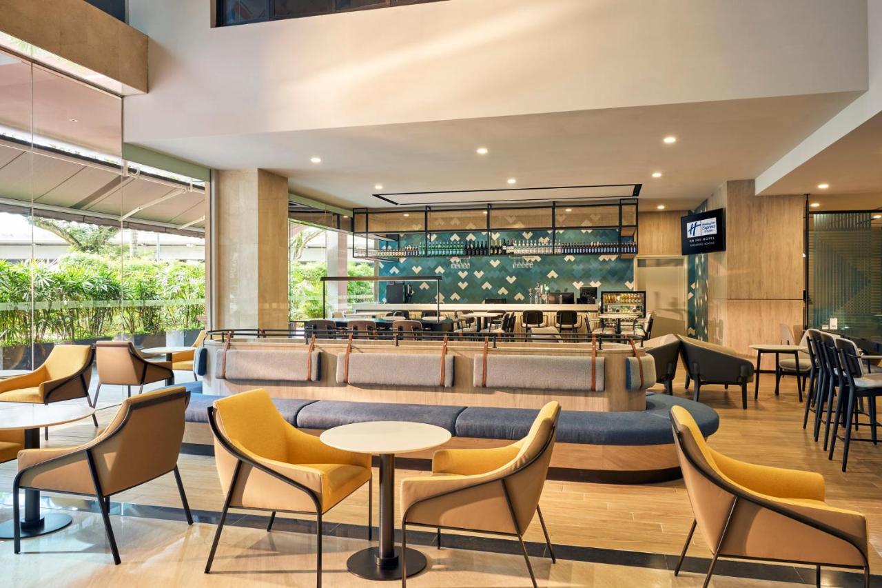 Express & Novena, An Ihg 4* Singapore