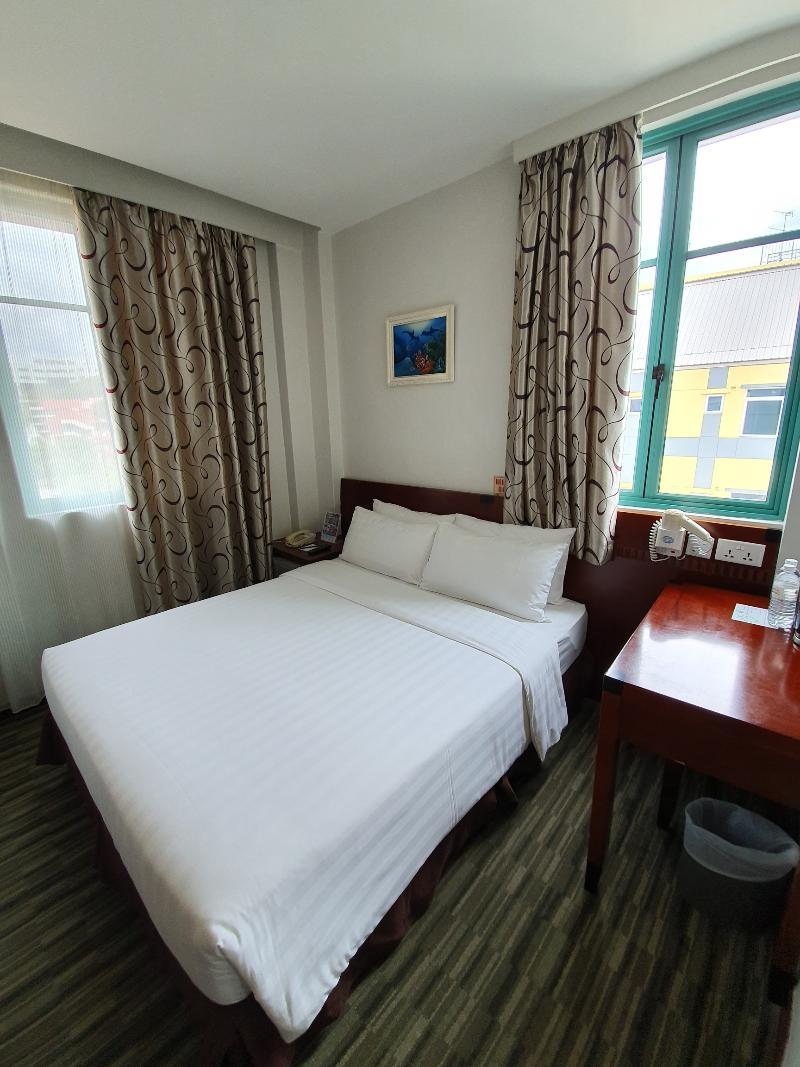 The Quay West Coast Hotel