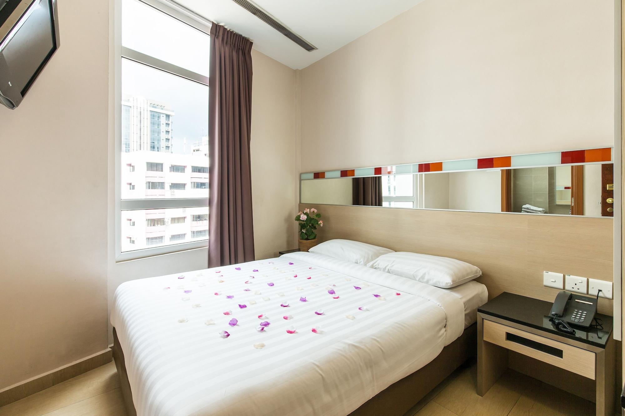 Fragrance - Oasis Hotel 2*