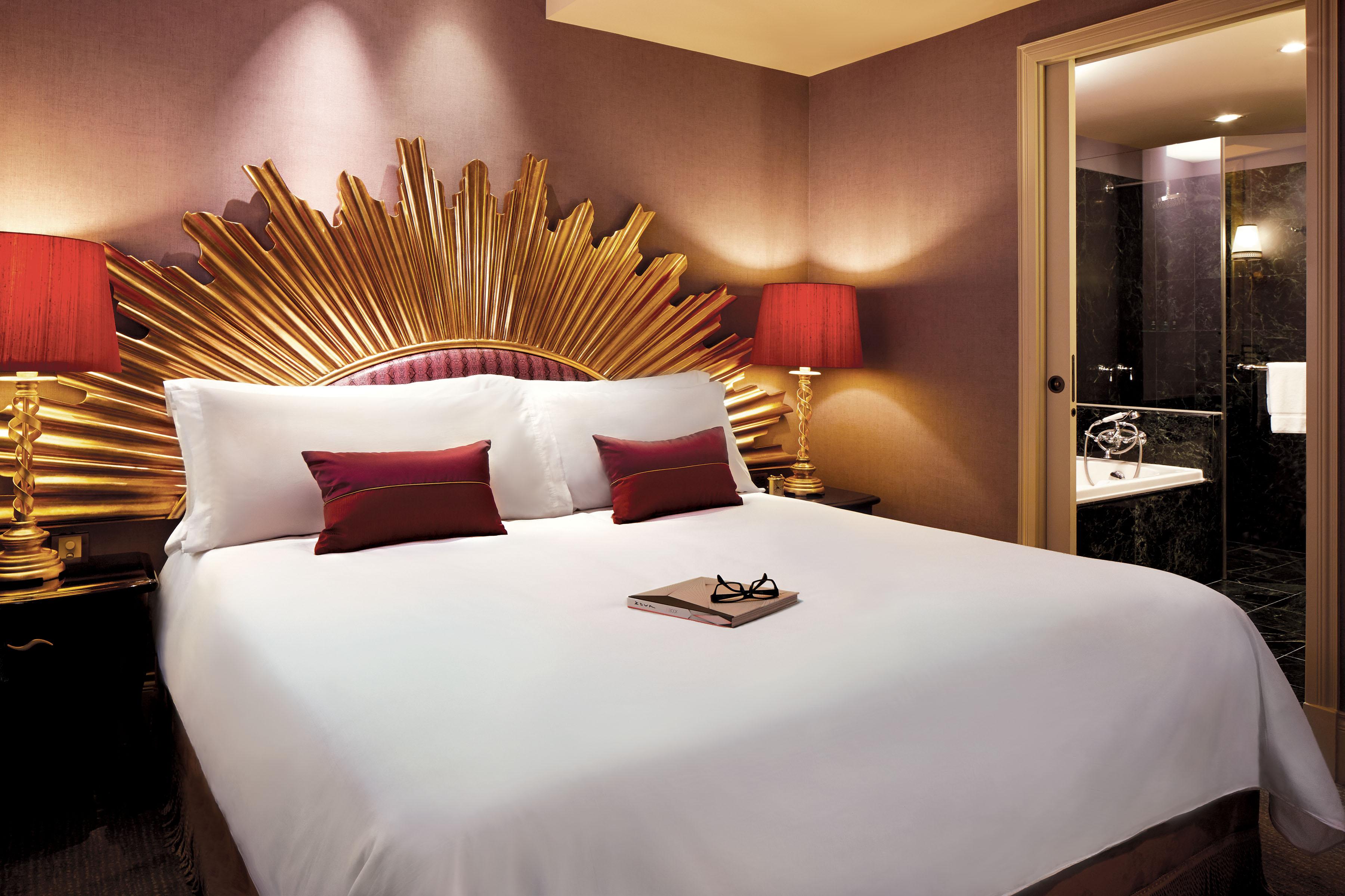 The Scarlet 4*