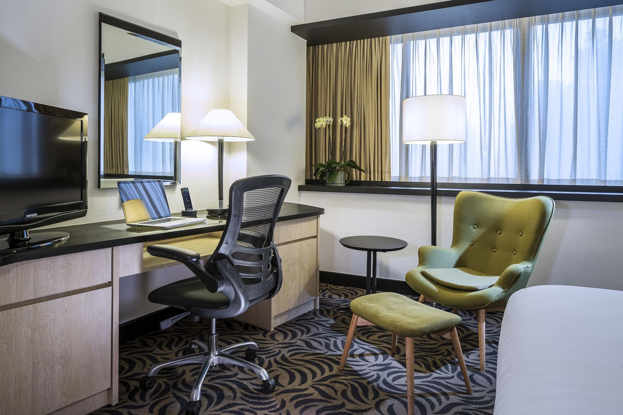 Furama Riverfront 4* Singapore