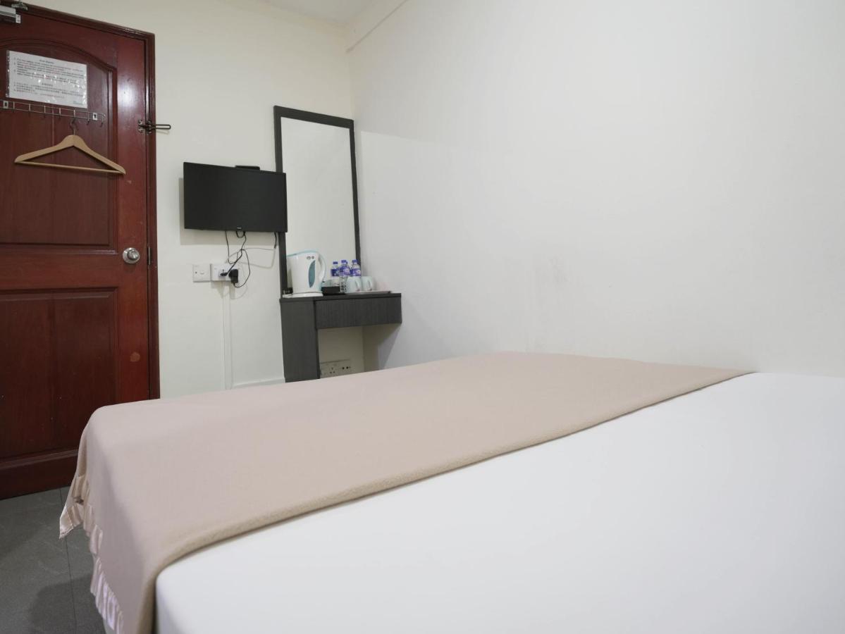 Amrise Singapura