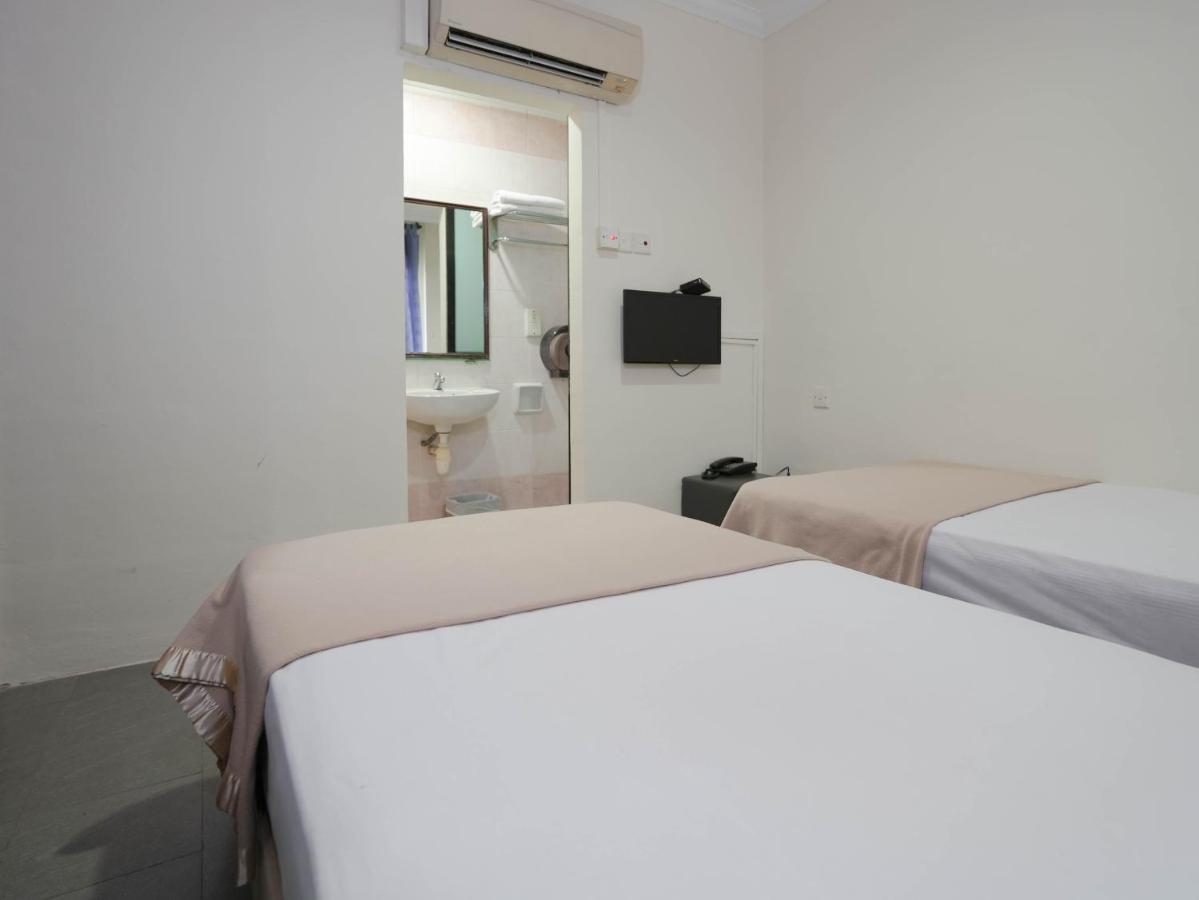 Amrise Hotel