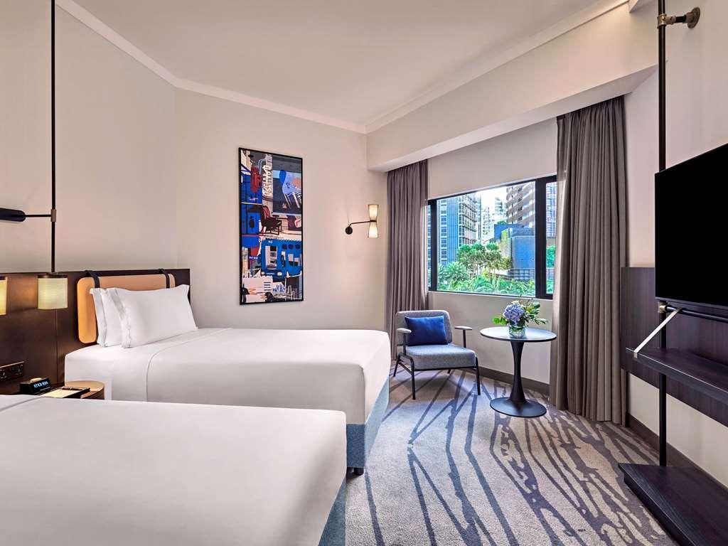 Pullman Orchard Hotel 5*