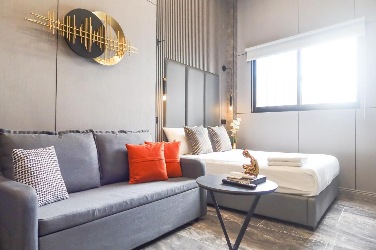 Apartment R Residences