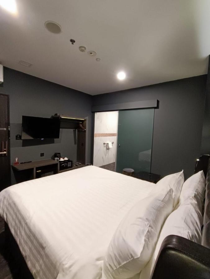 Jjh - Newly Opened Near Bugis *