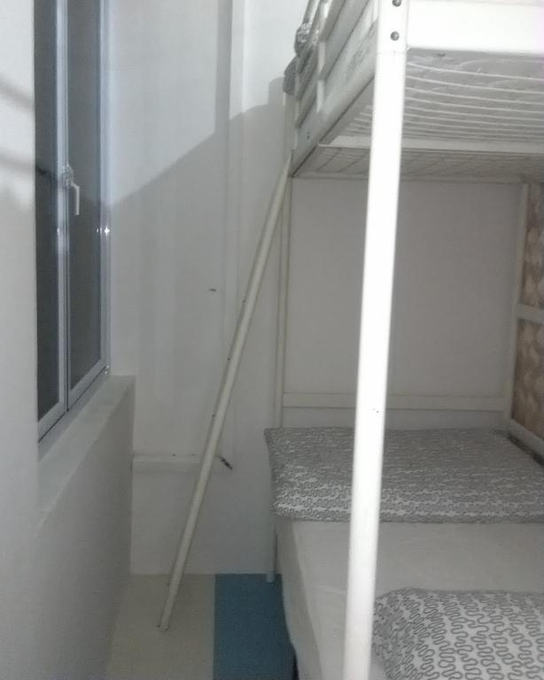 Hostel Drop