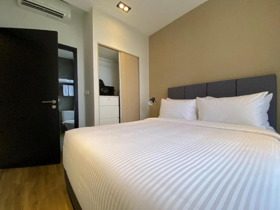 Momentus Novena Aparthotel 4*
