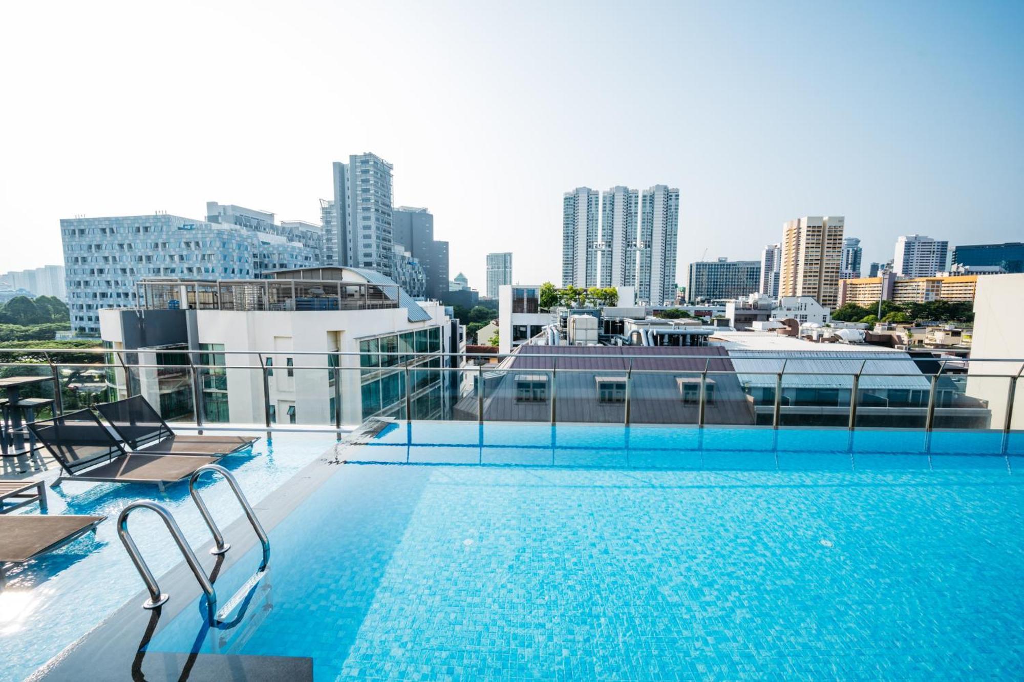 Mercure Tyrwhitt Hotel 4*