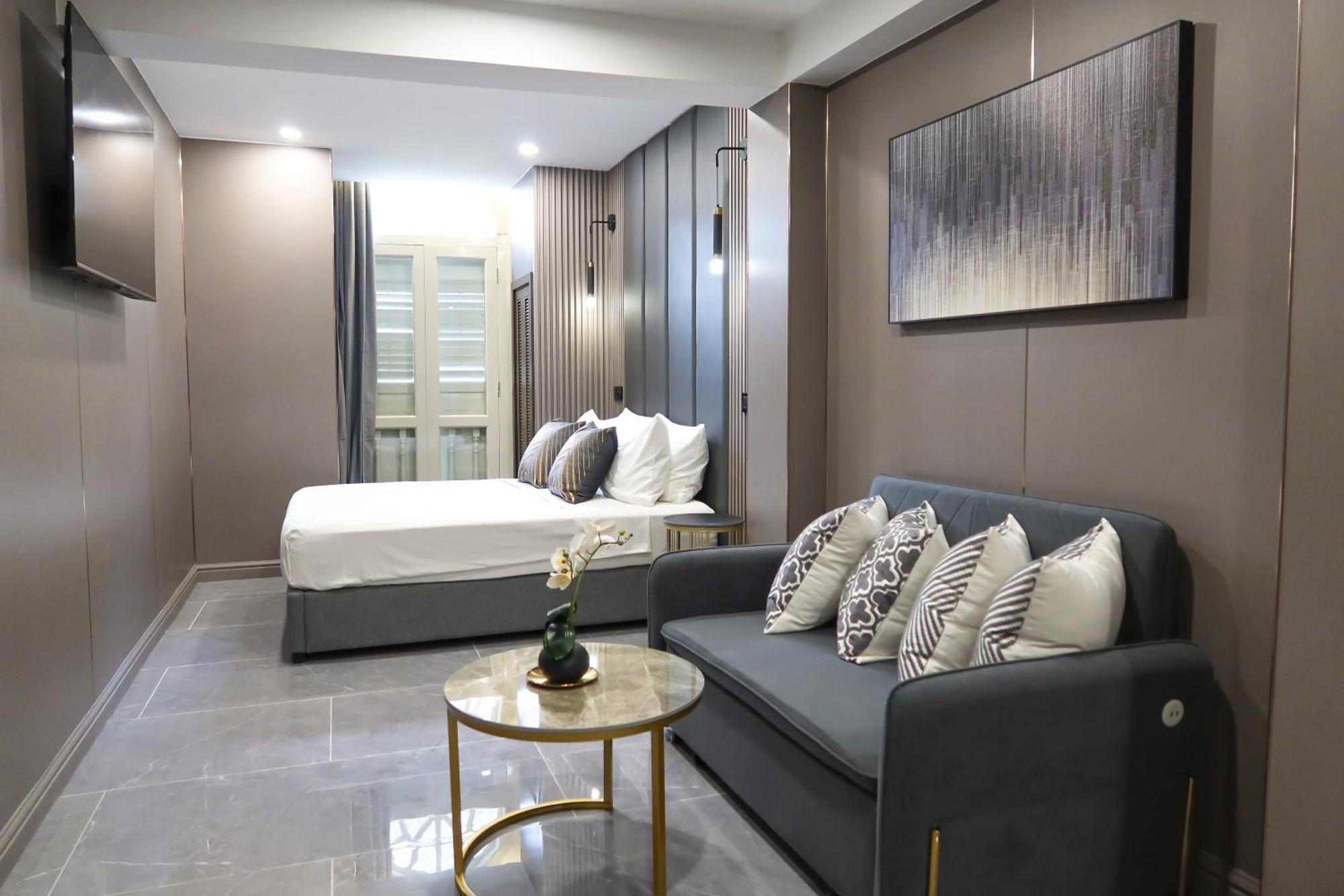 R Residences *