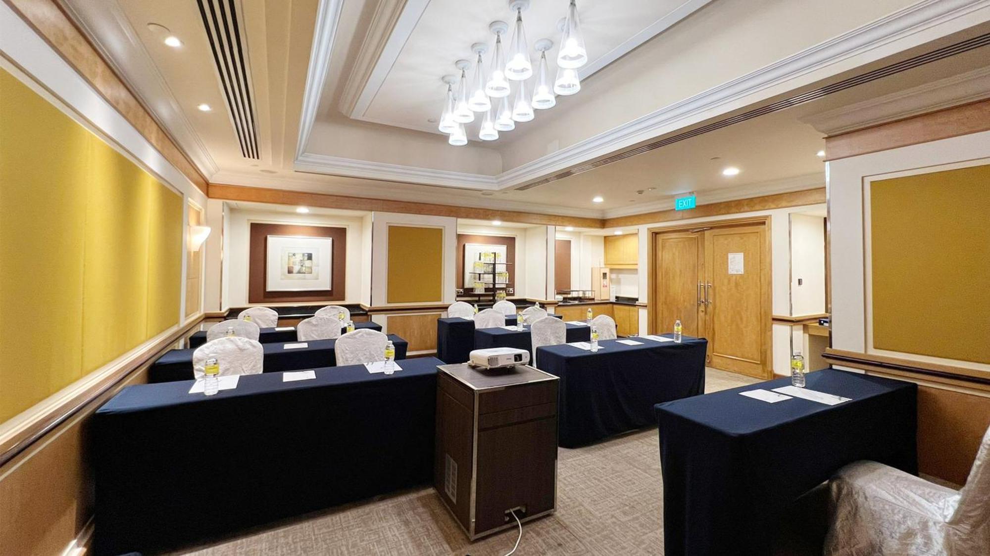 Hotel Orchard Centre By Ihg