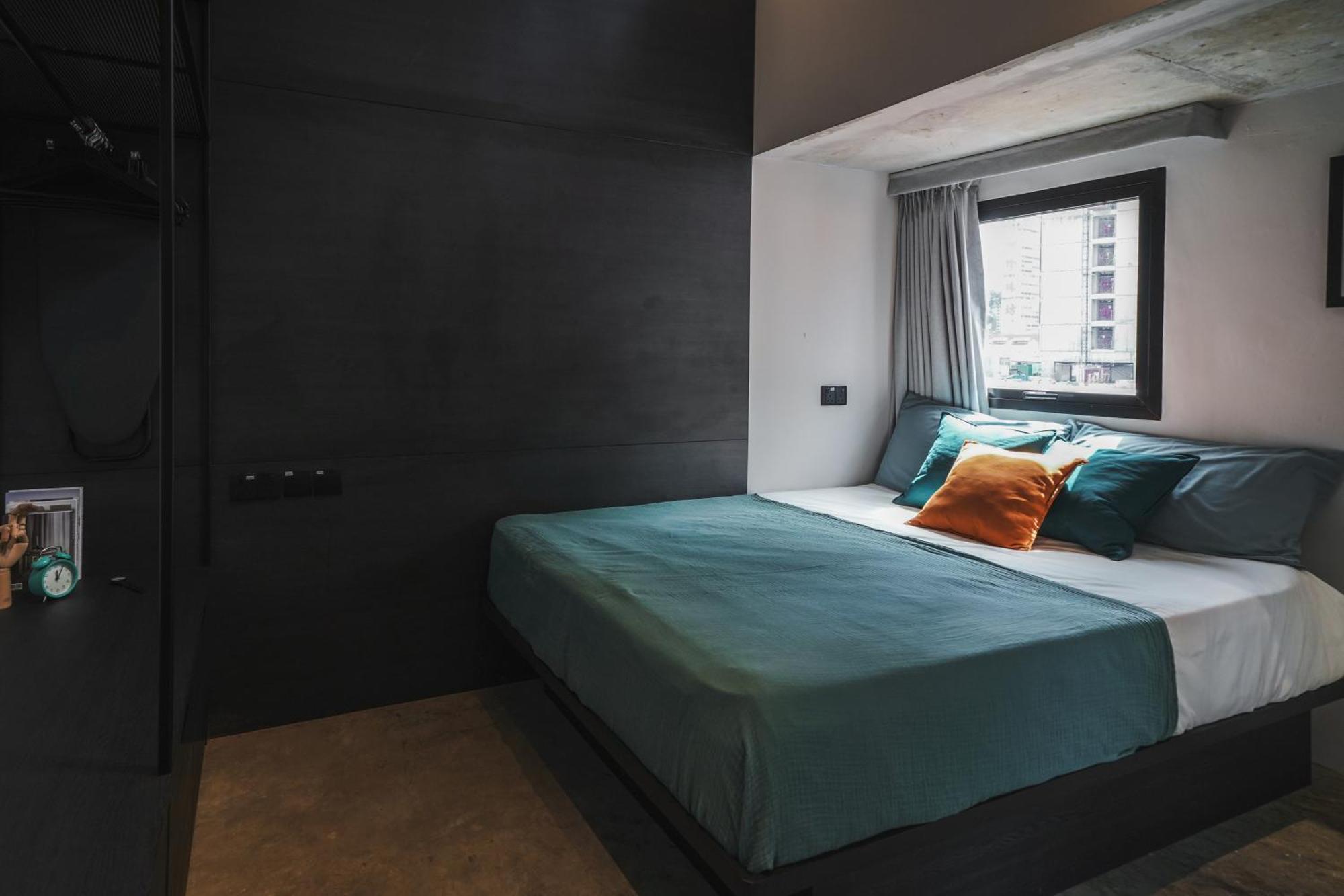 Base Residences Gemmil Lane Apartemen *