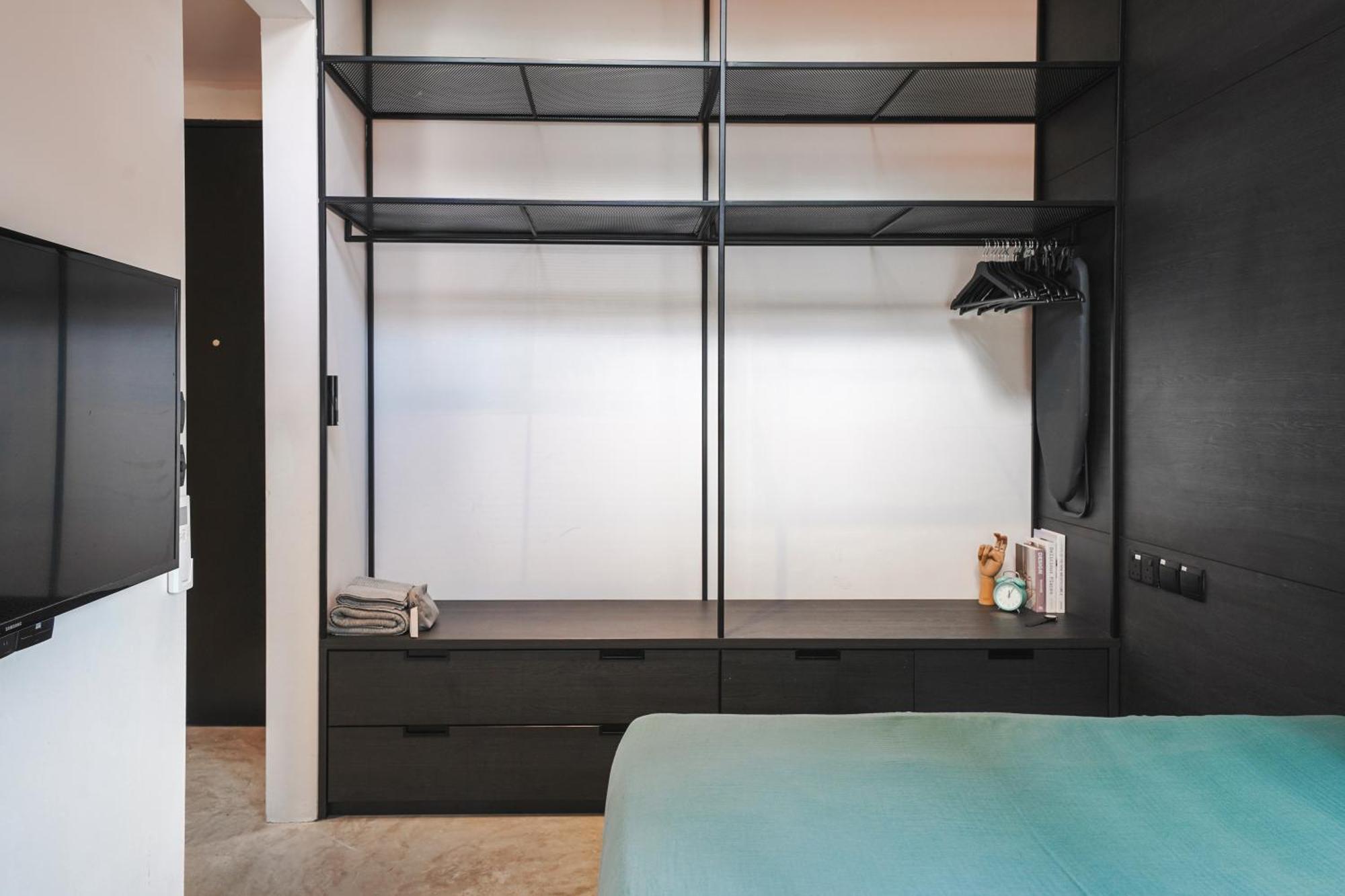 Base Residences Gemmil Lane Apartemen