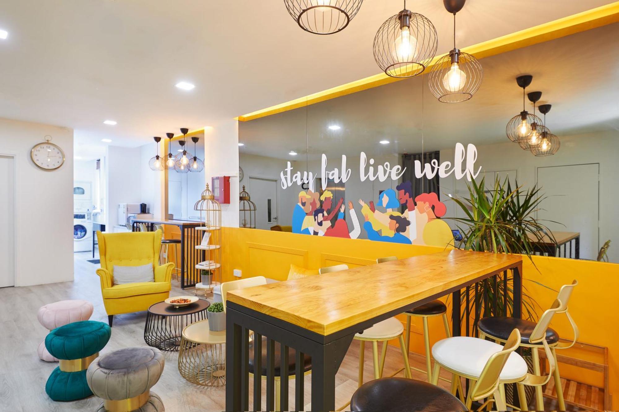 Hotel Dash Living On Mackenzie Singapore