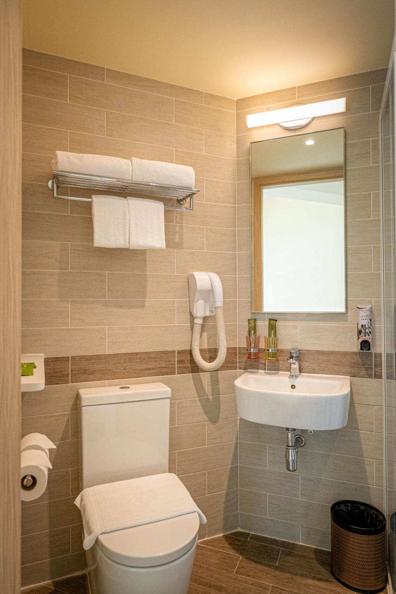 Genting Jurong Hotel 4*