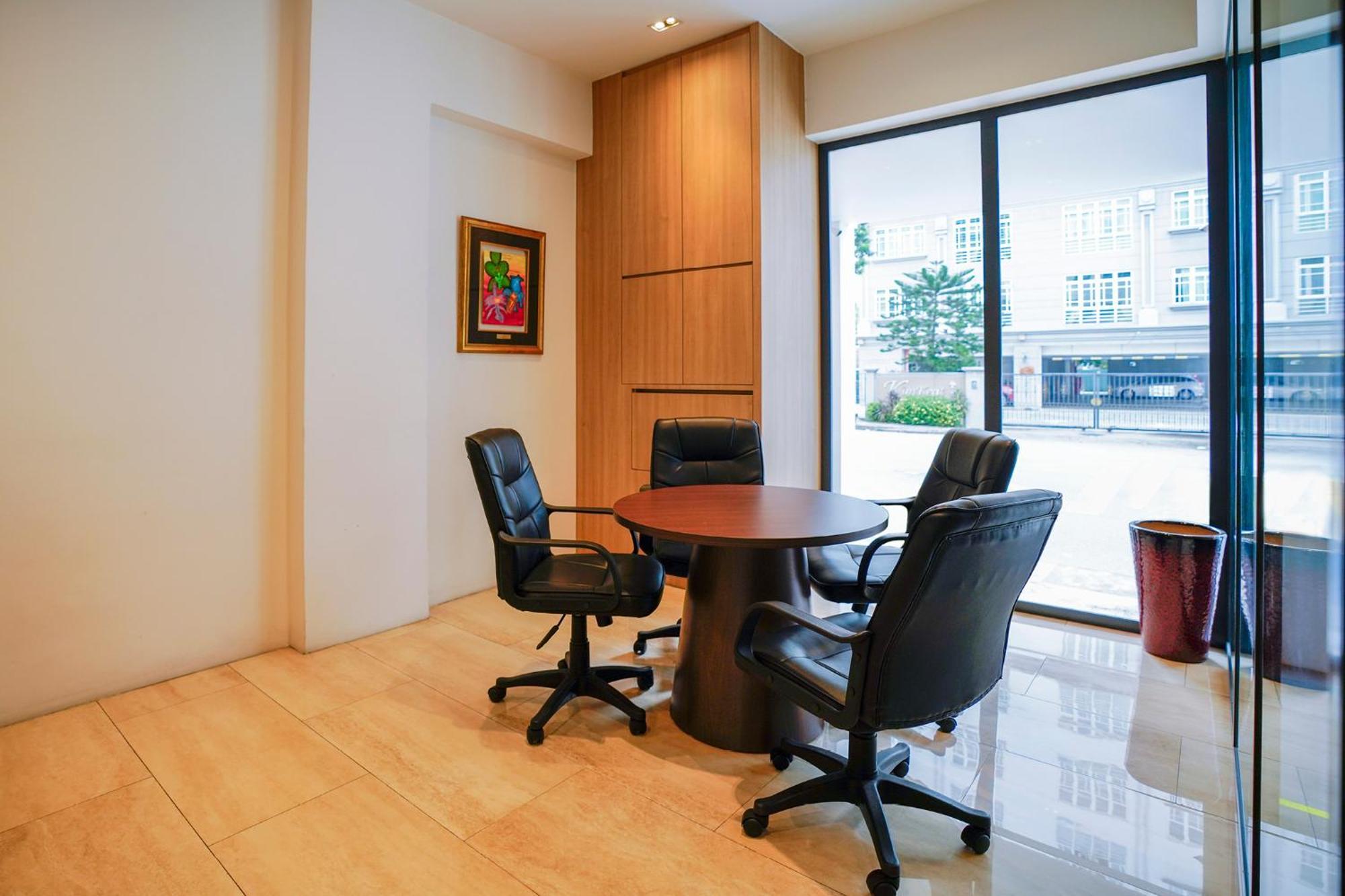 St Residences Balestier * Singapura