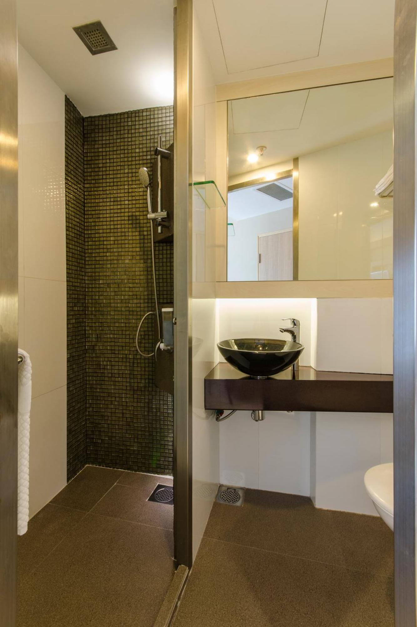 Hotel Robertson Quay 3*